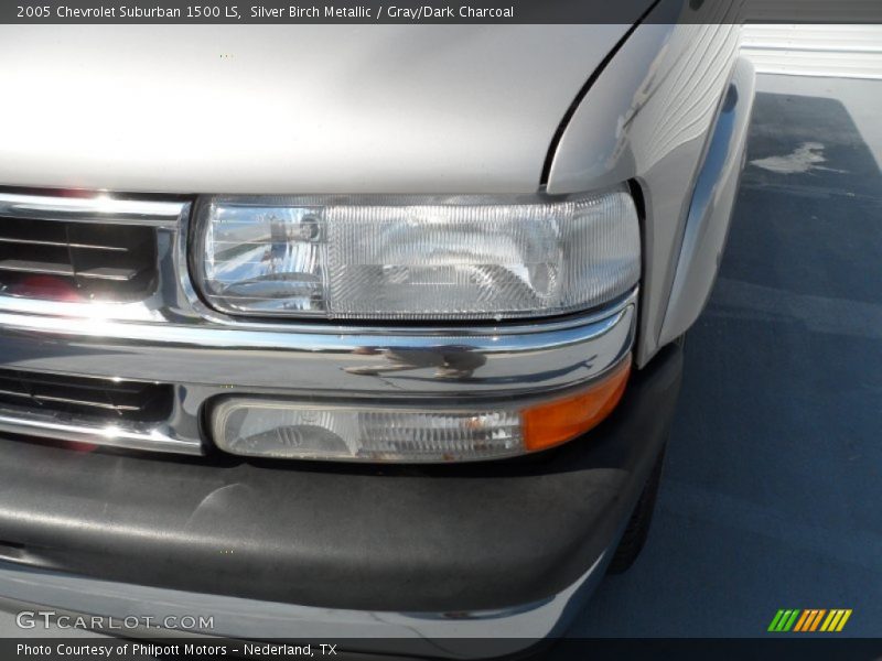 Silver Birch Metallic / Gray/Dark Charcoal 2005 Chevrolet Suburban 1500 LS