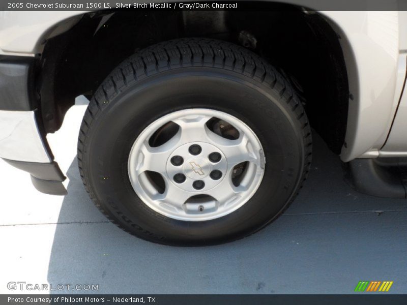 Silver Birch Metallic / Gray/Dark Charcoal 2005 Chevrolet Suburban 1500 LS
