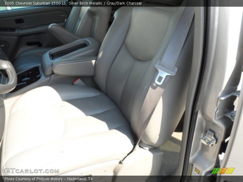 Silver Birch Metallic / Gray/Dark Charcoal 2005 Chevrolet Suburban 1500 LS