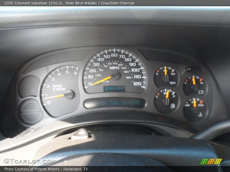 Silver Birch Metallic / Gray/Dark Charcoal 2005 Chevrolet Suburban 1500 LS