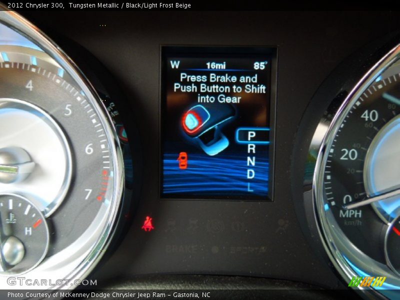 Tungsten Metallic / Black/Light Frost Beige 2012 Chrysler 300