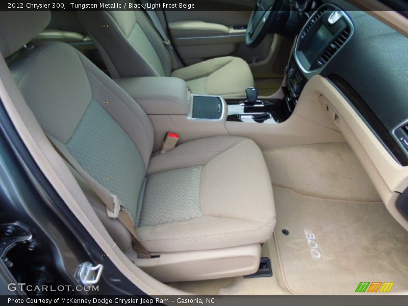 Tungsten Metallic / Black/Light Frost Beige 2012 Chrysler 300