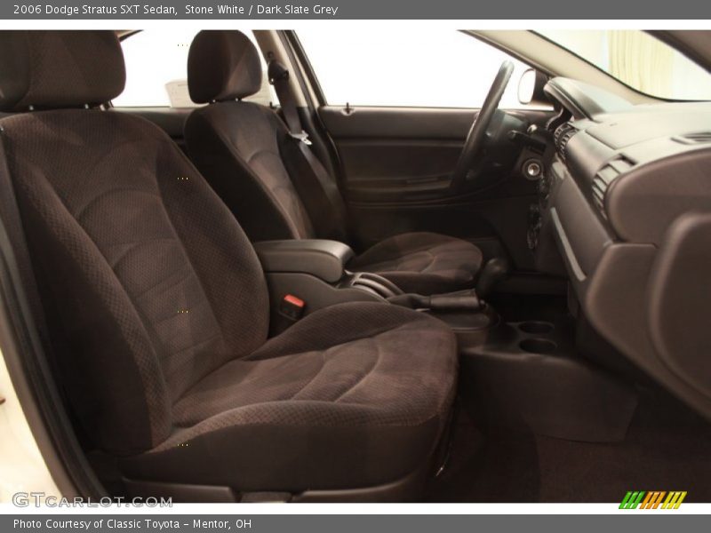 Stone White / Dark Slate Grey 2006 Dodge Stratus SXT Sedan