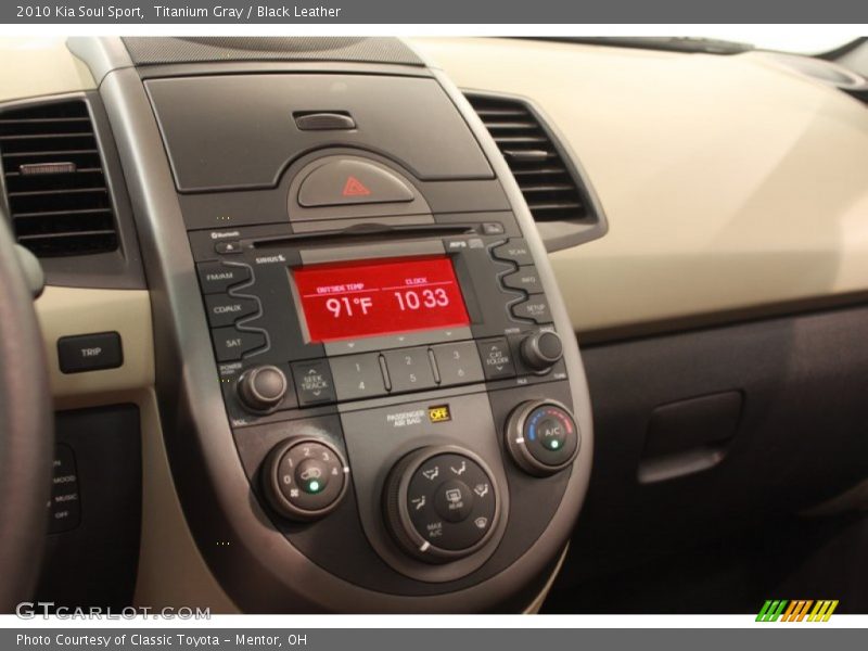 Titanium Gray / Black Leather 2010 Kia Soul Sport