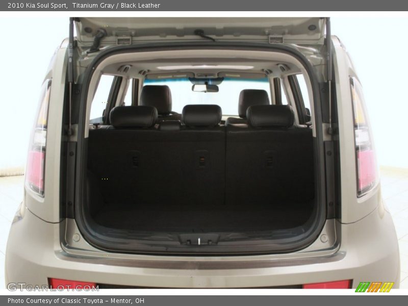 Titanium Gray / Black Leather 2010 Kia Soul Sport