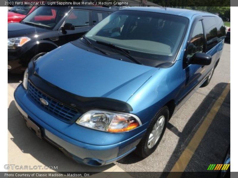 Light Sapphire Blue Metallic / Medium Graphite 2003 Ford Windstar LE