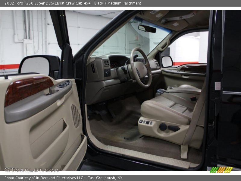 Black / Medium Parchment 2002 Ford F350 Super Duty Lariat Crew Cab 4x4