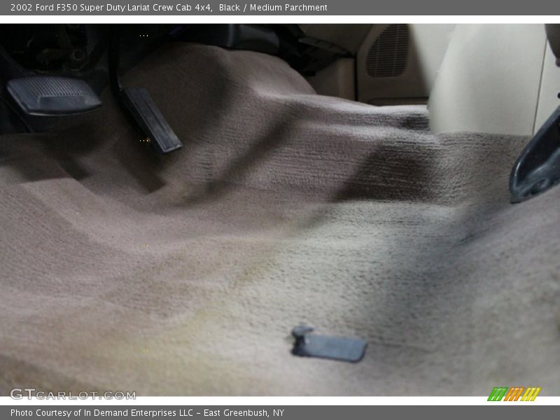 Black / Medium Parchment 2002 Ford F350 Super Duty Lariat Crew Cab 4x4