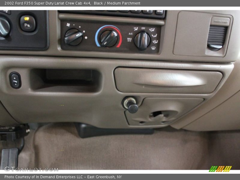 Black / Medium Parchment 2002 Ford F350 Super Duty Lariat Crew Cab 4x4