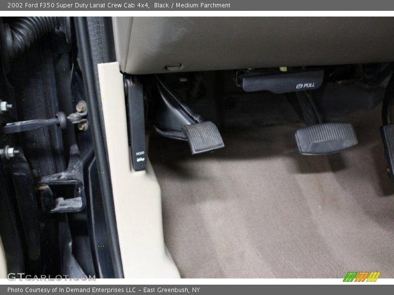 Black / Medium Parchment 2002 Ford F350 Super Duty Lariat Crew Cab 4x4
