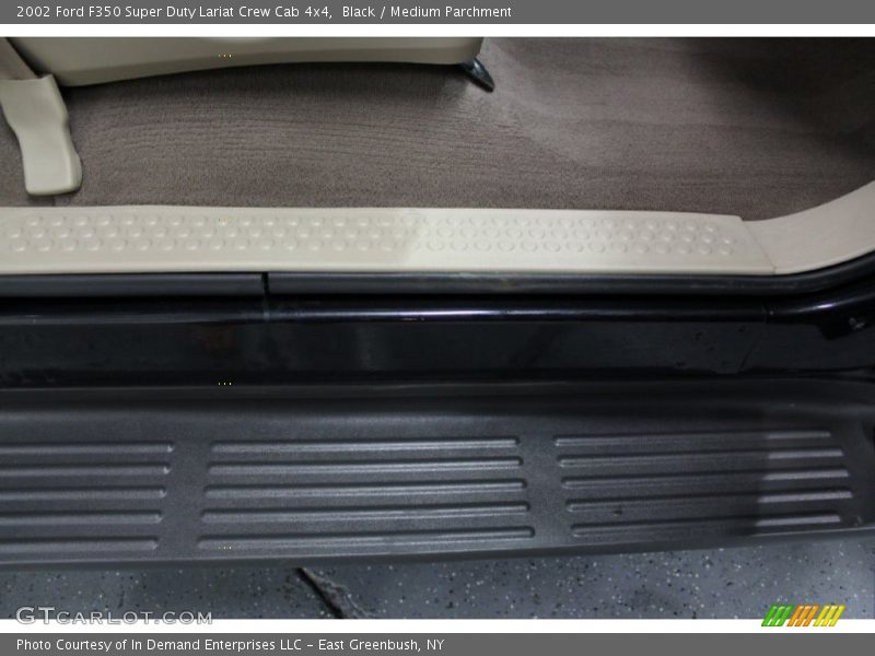 Black / Medium Parchment 2002 Ford F350 Super Duty Lariat Crew Cab 4x4
