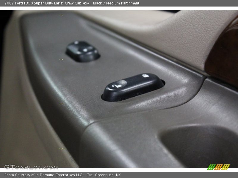 Black / Medium Parchment 2002 Ford F350 Super Duty Lariat Crew Cab 4x4
