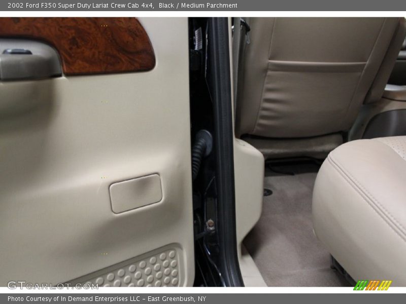 Black / Medium Parchment 2002 Ford F350 Super Duty Lariat Crew Cab 4x4