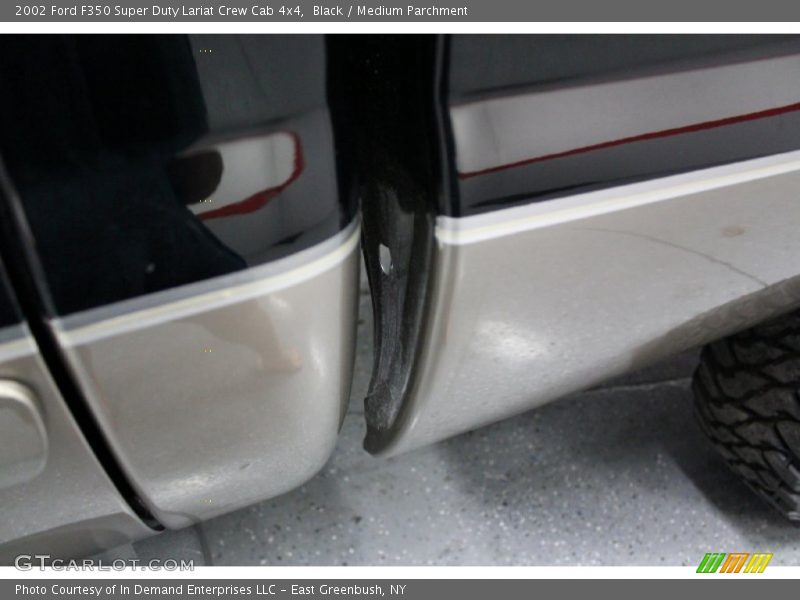 Black / Medium Parchment 2002 Ford F350 Super Duty Lariat Crew Cab 4x4