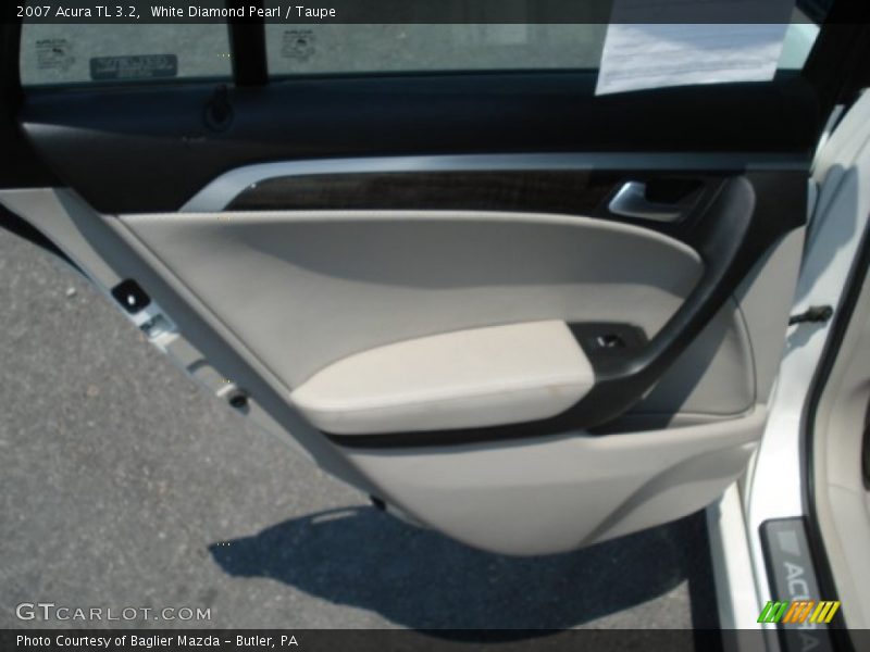 White Diamond Pearl / Taupe 2007 Acura TL 3.2