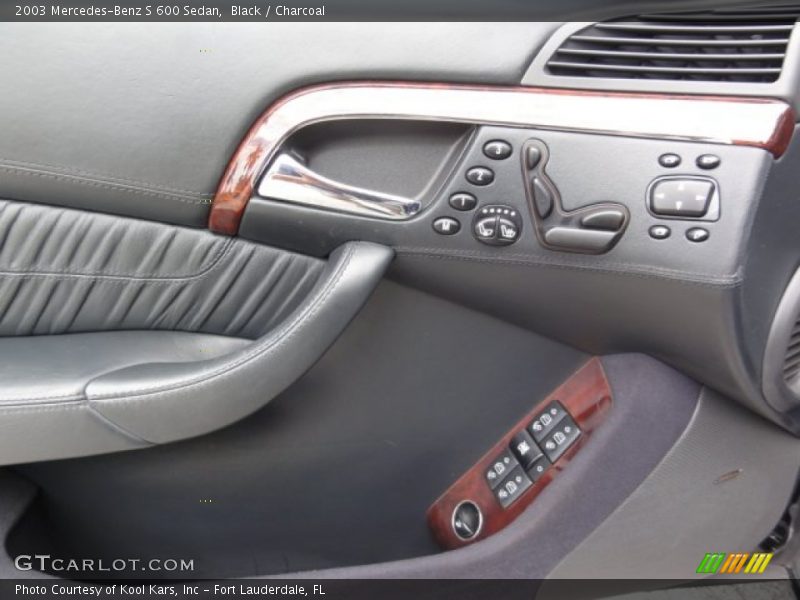 Controls of 2003 S 600 Sedan