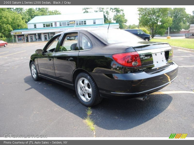 Black / Gray 2003 Saturn L Series L300 Sedan