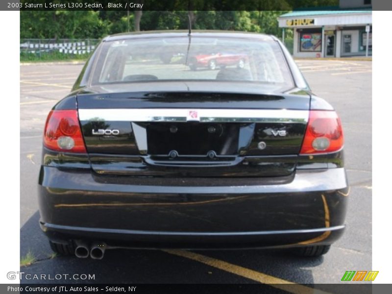 Black / Gray 2003 Saturn L Series L300 Sedan