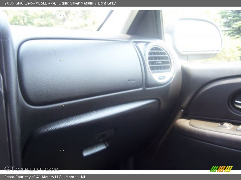 Liquid Silver Metallic / Light Gray 2006 GMC Envoy XL SLE 4x4