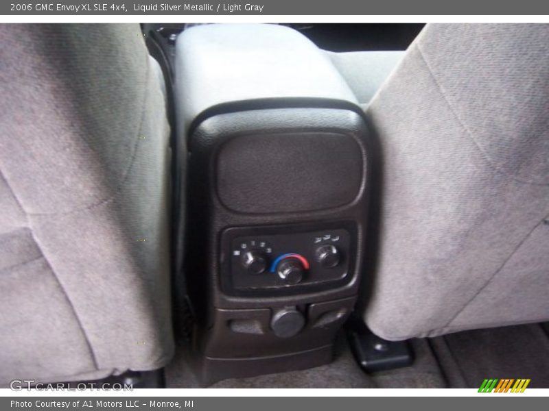 Liquid Silver Metallic / Light Gray 2006 GMC Envoy XL SLE 4x4