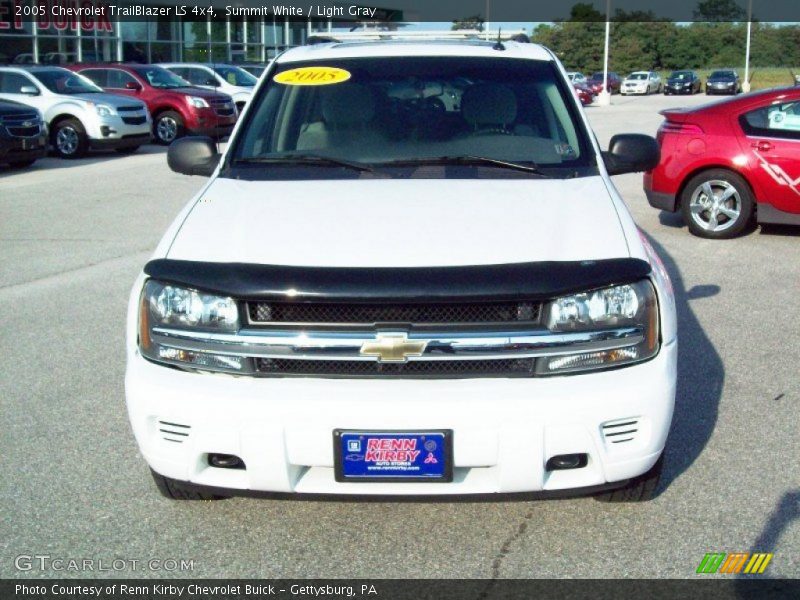 Summit White / Light Gray 2005 Chevrolet TrailBlazer LS 4x4