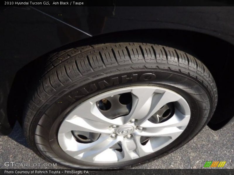 Ash Black / Taupe 2010 Hyundai Tucson GLS