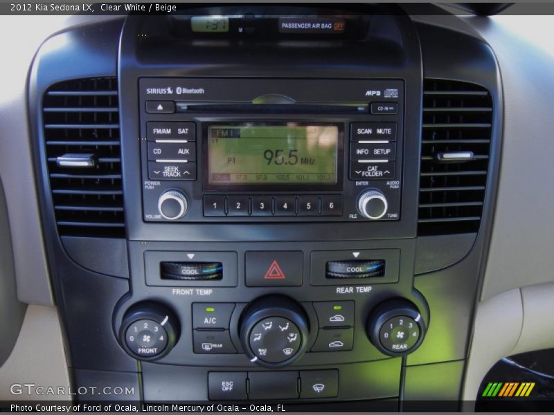 Clear White / Beige 2012 Kia Sedona LX