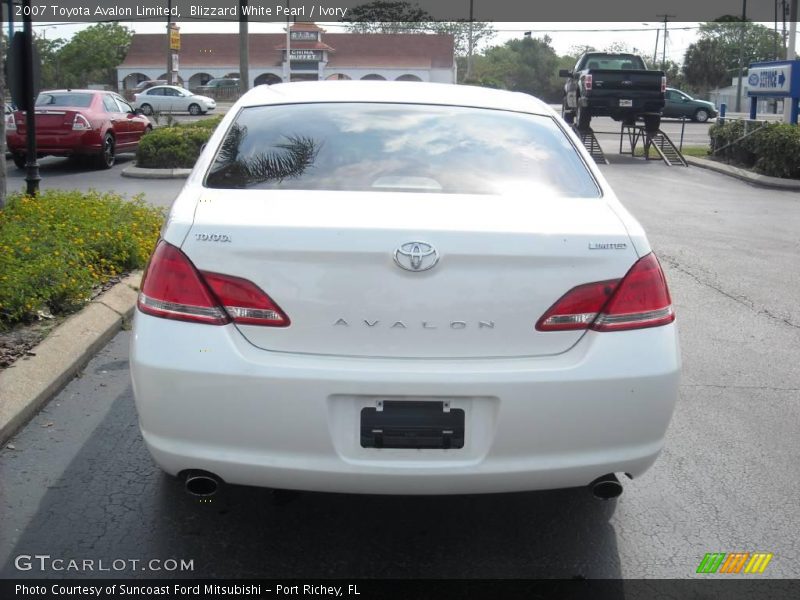 Blizzard White Pearl / Ivory 2007 Toyota Avalon Limited