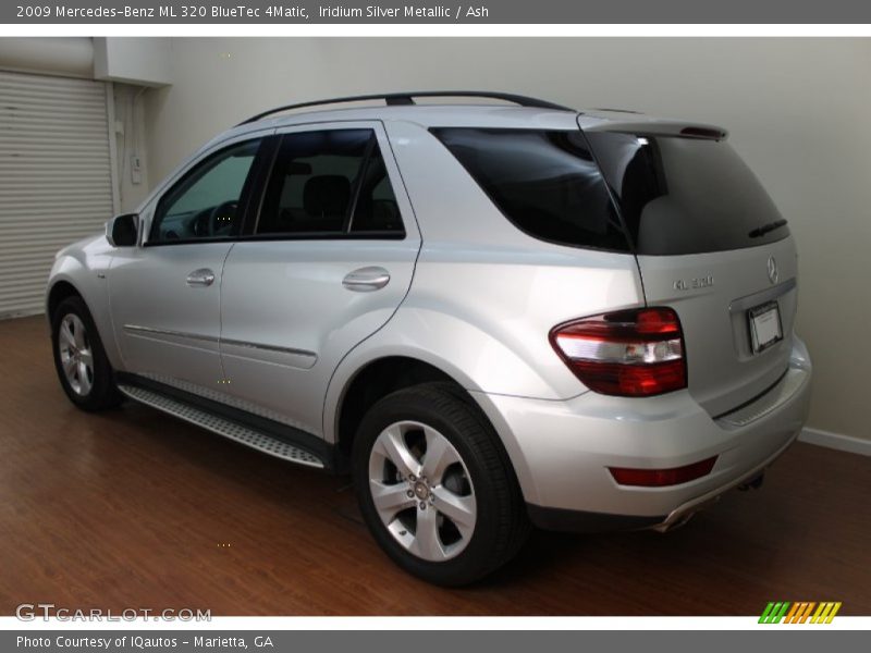 Iridium Silver Metallic / Ash 2009 Mercedes-Benz ML 320 BlueTec 4Matic