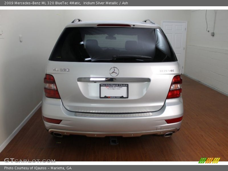 Iridium Silver Metallic / Ash 2009 Mercedes-Benz ML 320 BlueTec 4Matic