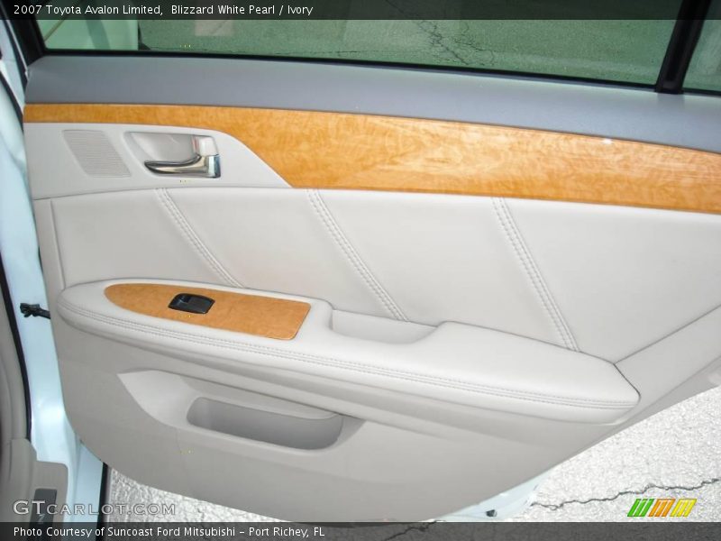 Blizzard White Pearl / Ivory 2007 Toyota Avalon Limited
