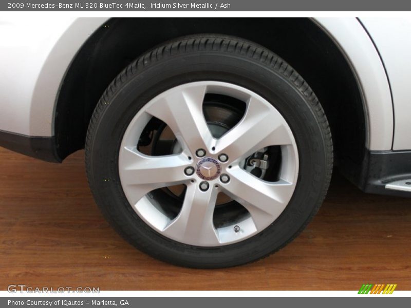 Iridium Silver Metallic / Ash 2009 Mercedes-Benz ML 320 BlueTec 4Matic