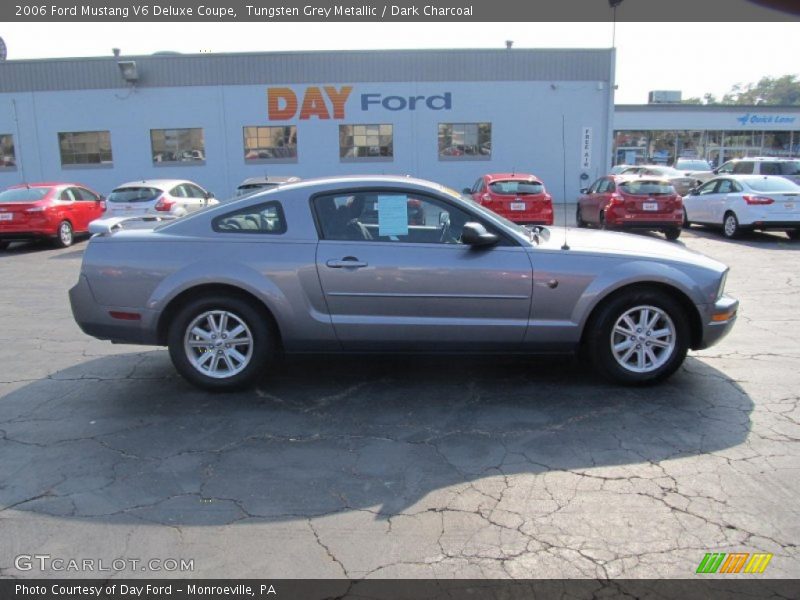Tungsten Grey Metallic / Dark Charcoal 2006 Ford Mustang V6 Deluxe Coupe