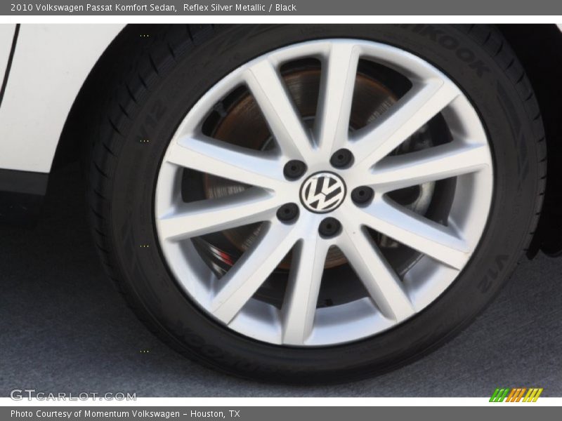 Reflex Silver Metallic / Black 2010 Volkswagen Passat Komfort Sedan