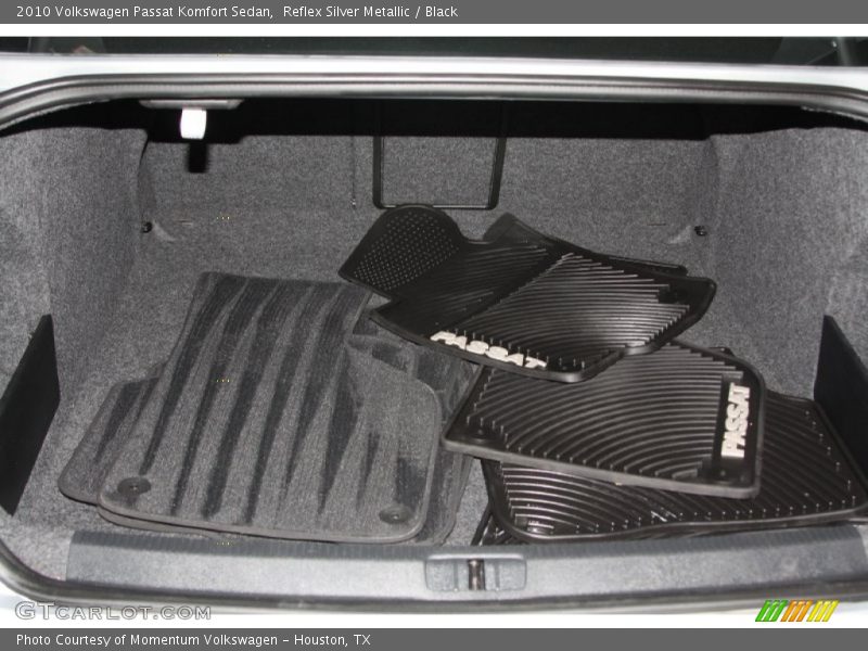 Reflex Silver Metallic / Black 2010 Volkswagen Passat Komfort Sedan