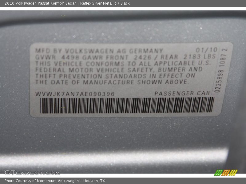 Reflex Silver Metallic / Black 2010 Volkswagen Passat Komfort Sedan