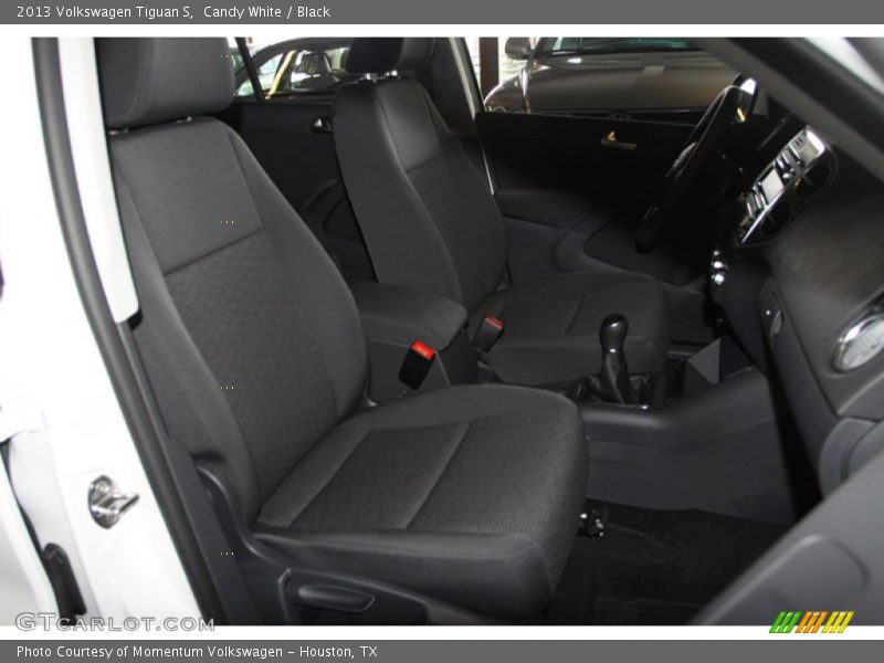 Candy White / Black 2013 Volkswagen Tiguan S