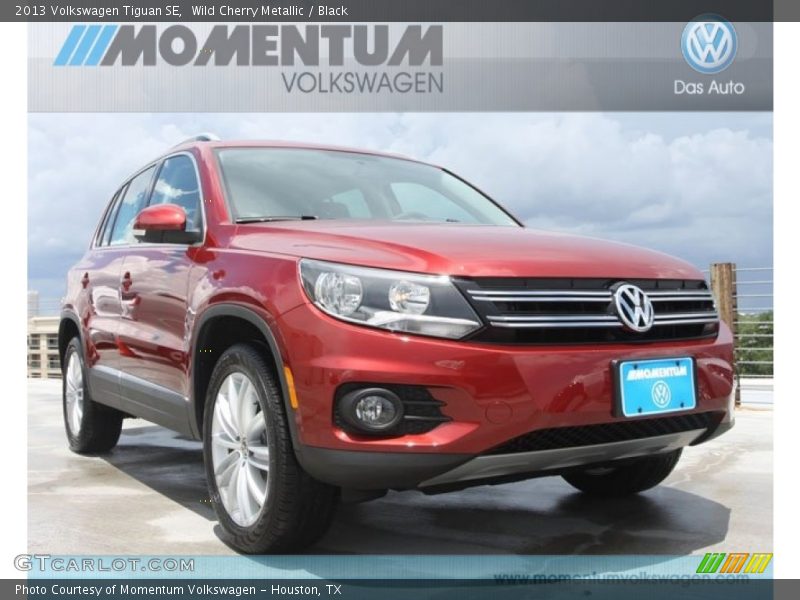 Wild Cherry Metallic / Black 2013 Volkswagen Tiguan SE