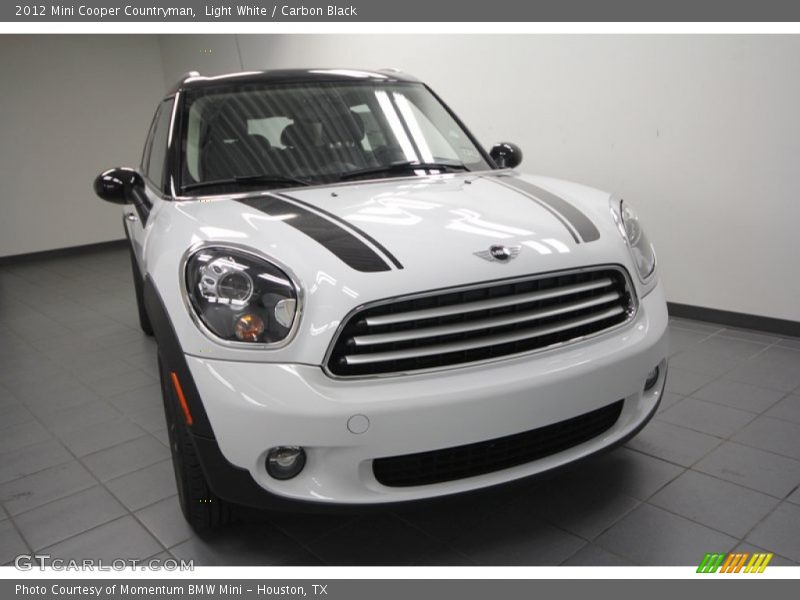 Light White / Carbon Black 2012 Mini Cooper Countryman