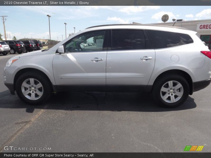 Silver Ice Metallic / Ebony 2010 Chevrolet Traverse LT
