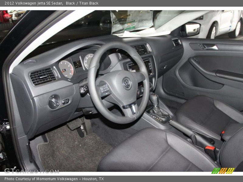 Black / Titan Black 2012 Volkswagen Jetta SE Sedan