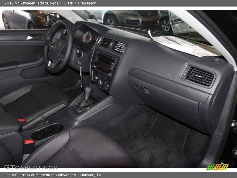 Black / Titan Black 2012 Volkswagen Jetta SE Sedan