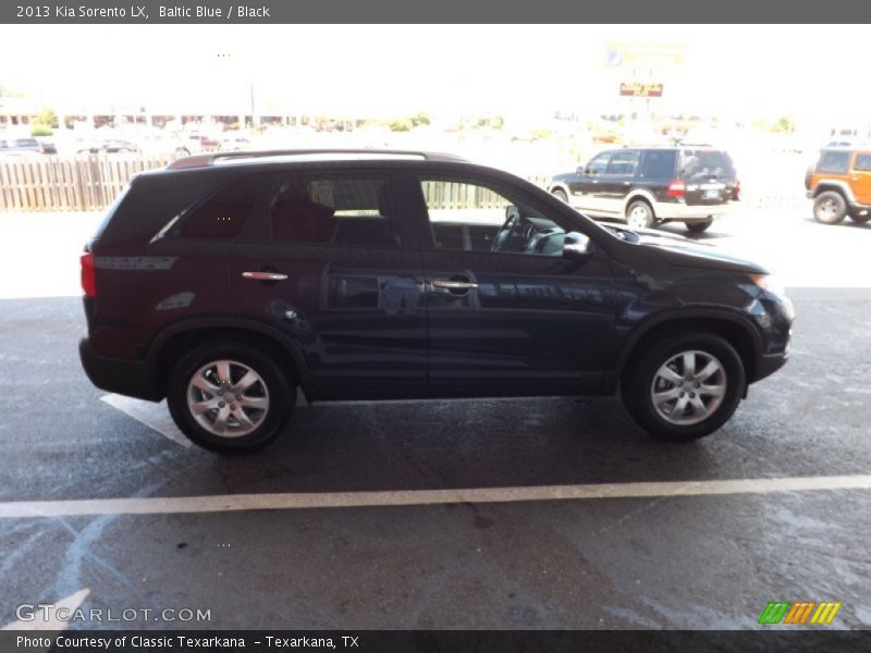 Baltic Blue / Black 2013 Kia Sorento LX
