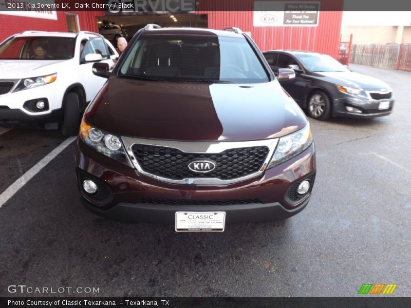 Dark Cherry / Black 2013 Kia Sorento LX