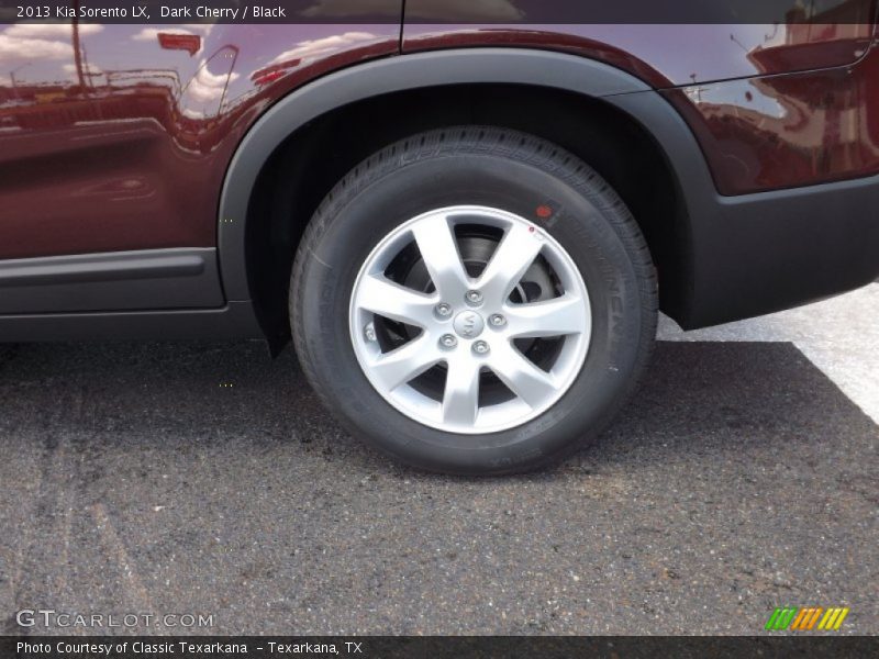 Dark Cherry / Black 2013 Kia Sorento LX