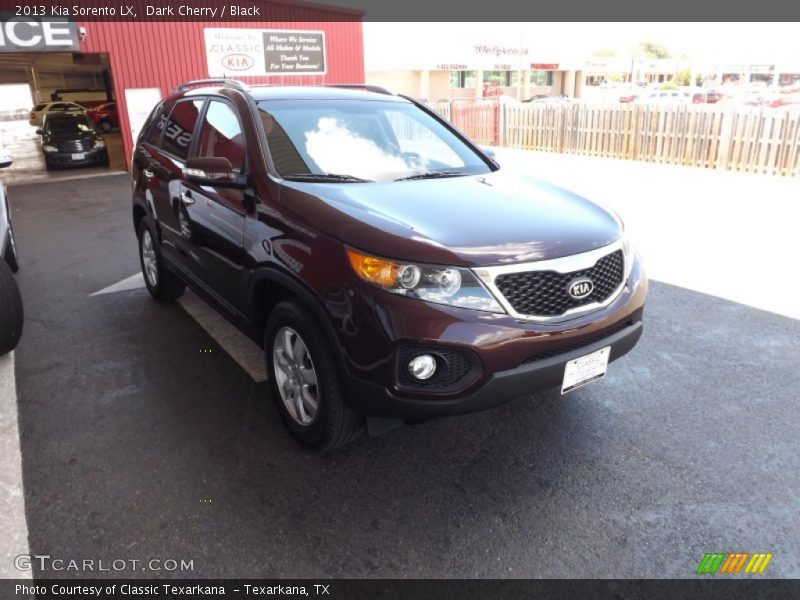 Dark Cherry / Black 2013 Kia Sorento LX