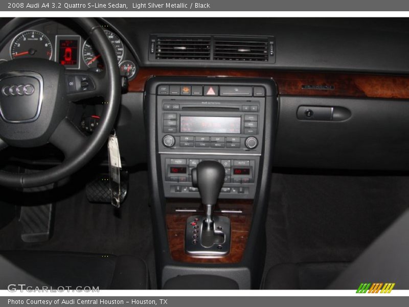 Light Silver Metallic / Black 2008 Audi A4 3.2 Quattro S-Line Sedan