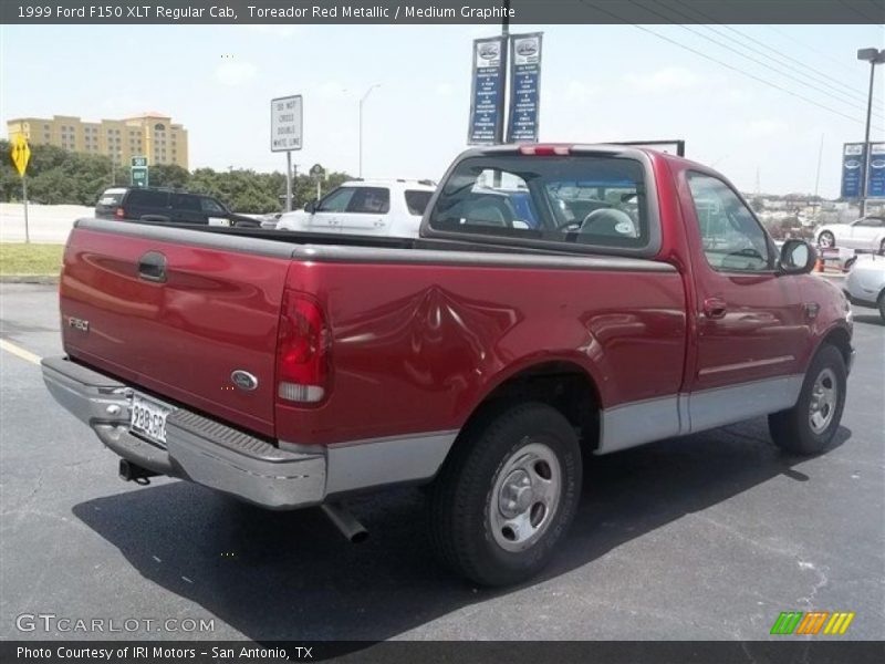 Toreador Red Metallic / Medium Graphite 1999 Ford F150 XLT Regular Cab