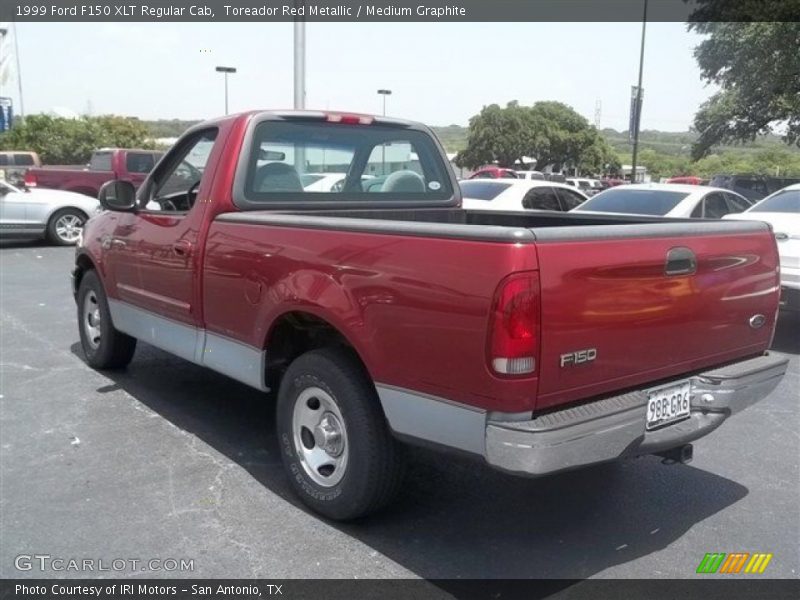 Toreador Red Metallic / Medium Graphite 1999 Ford F150 XLT Regular Cab