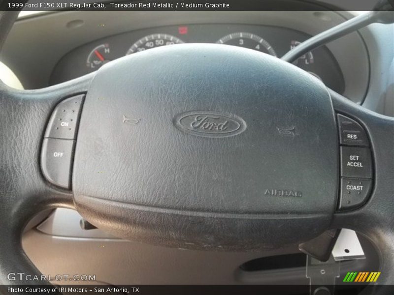 Toreador Red Metallic / Medium Graphite 1999 Ford F150 XLT Regular Cab